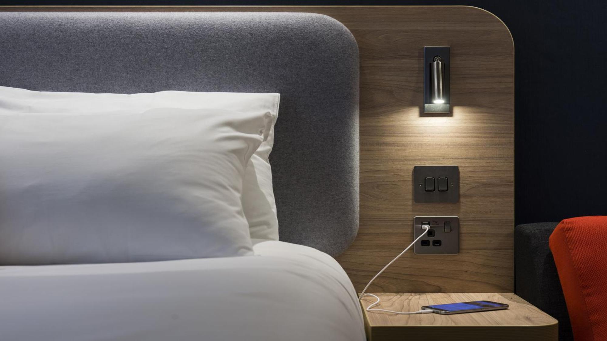 Holiday Inn Express Windsor By Ihg Kültér fotó
