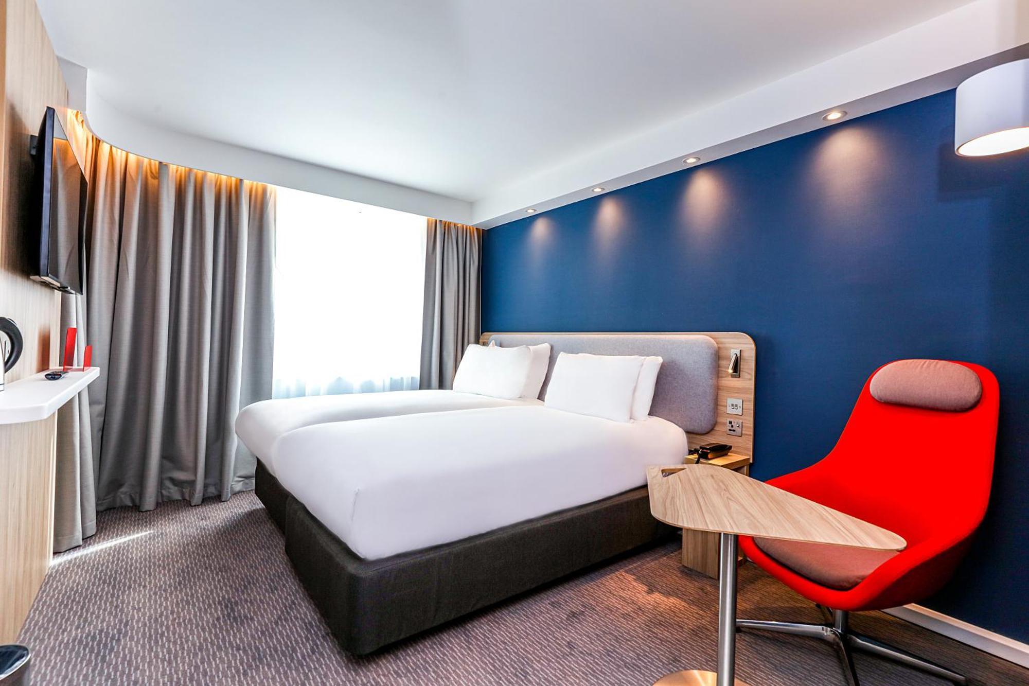 Holiday Inn Express Windsor By Ihg Kültér fotó