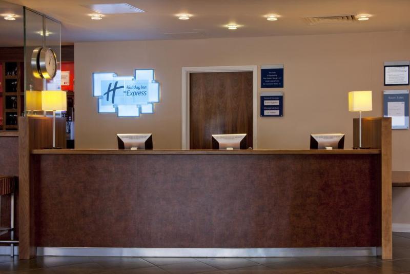 Holiday Inn Express Windsor By Ihg Kültér fotó