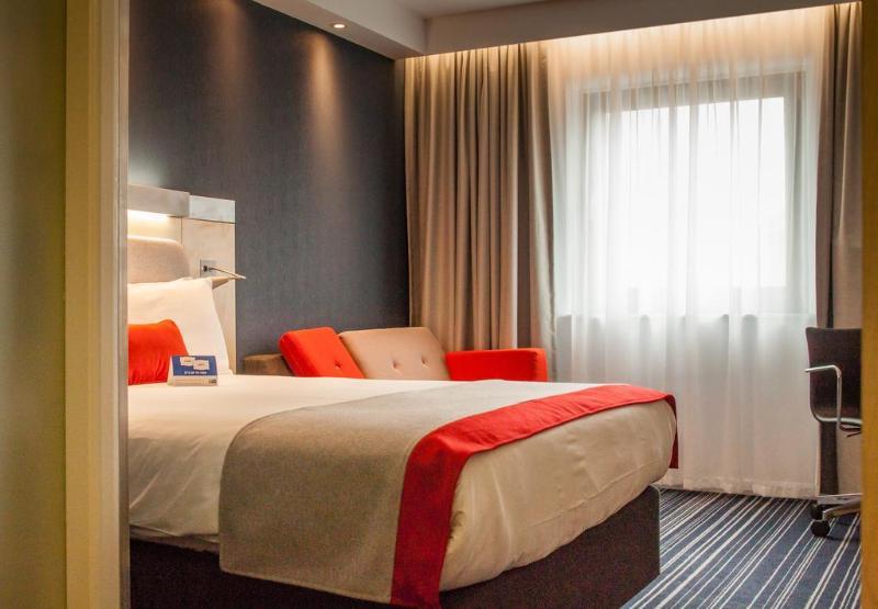 Holiday Inn Express Windsor By Ihg Kültér fotó