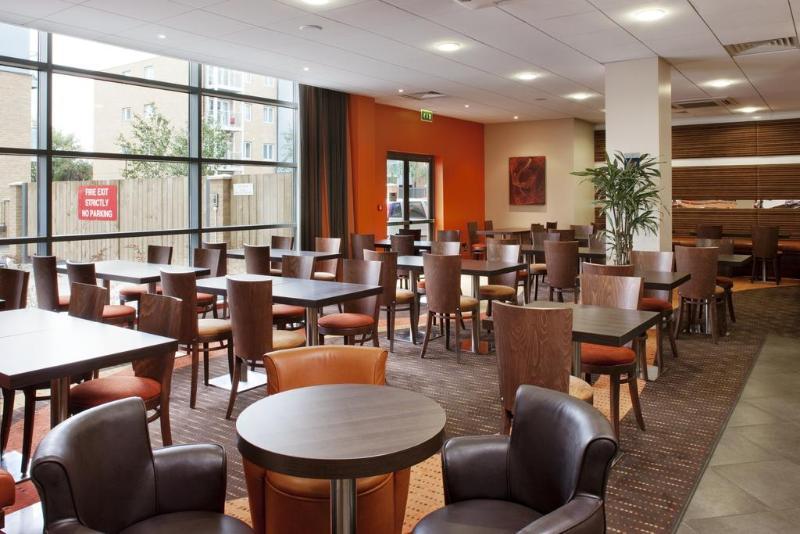 Holiday Inn Express Windsor By Ihg Kültér fotó