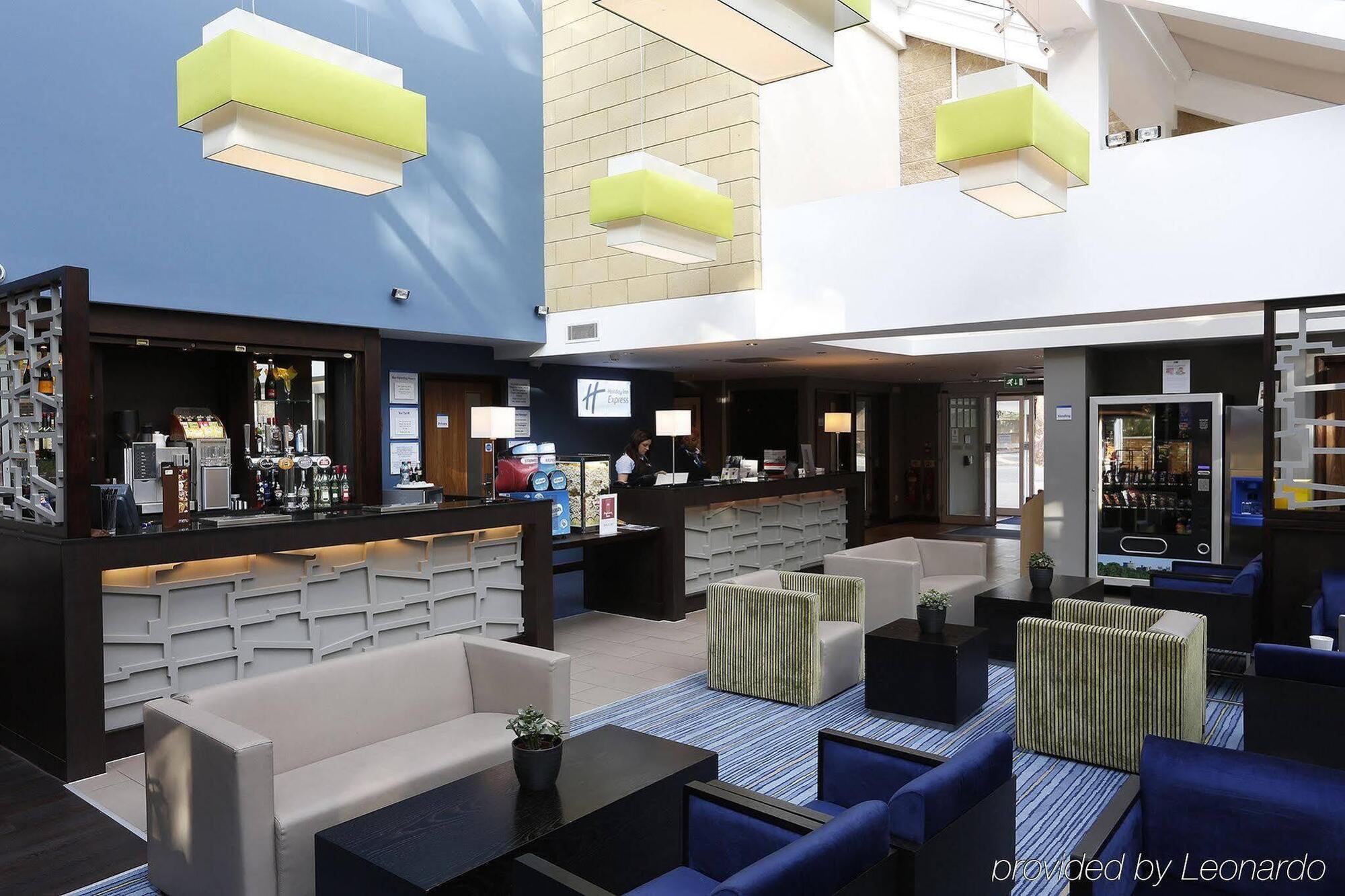 Holiday Inn Express Windsor By Ihg Kültér fotó